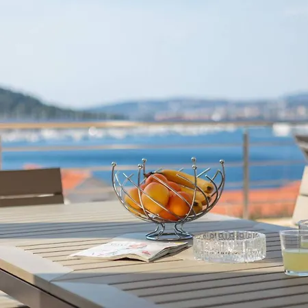 Extra Large Beachfront Luxury * Rogoznica (Sibenik-Knin)