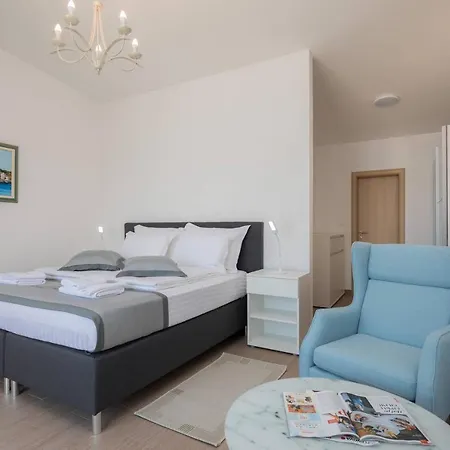 Extra Large Beachfront Luxury * Rogoznica (Sibenik-Knin)