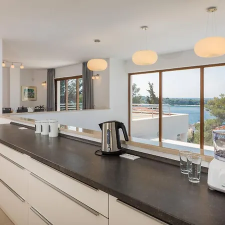 Extra Large Beachfront Luxury * Rogoznica (Sibenik-Knin)