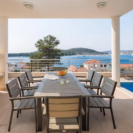 Villa Extra Large Beachfront Luxury Rogoznica (Sibenik-Knin)