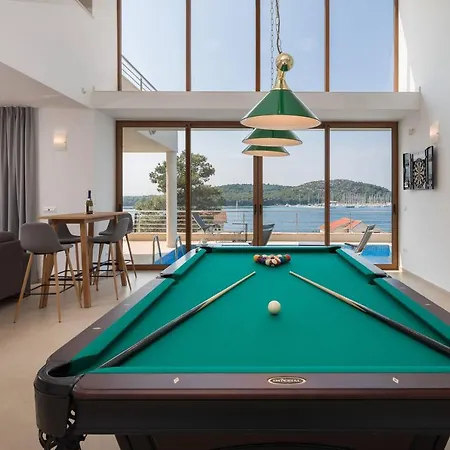 Villa Extra Large Beachfront Luxury Rogoznica (Sibenik-Knin)